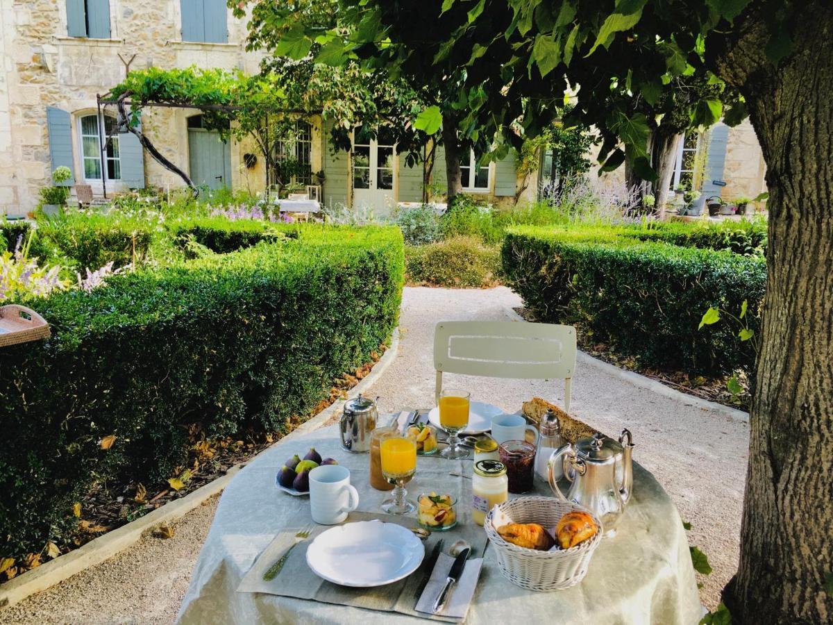 Mas De Rique Otel Saint-Étienne-du-Grès Dış mekan fotoğraf